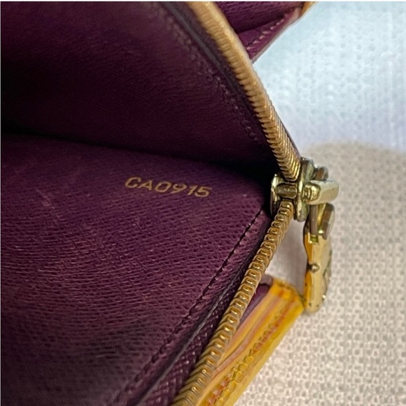 Louis Vuitton Yellow Epi Long Wallet - Picture 11 of 11
